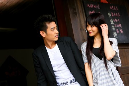 《就想赖着你》热播 陈紫函遭袁文康浪漫表白