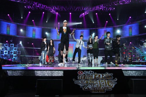 金嗓辣舌 柯以敏大张伟在音乐现场将“交锋”