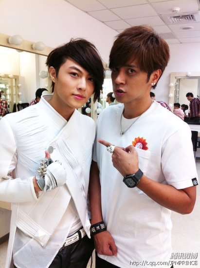 微讯:王子JPM_P新专辑获热捧 好友罗志祥力挺