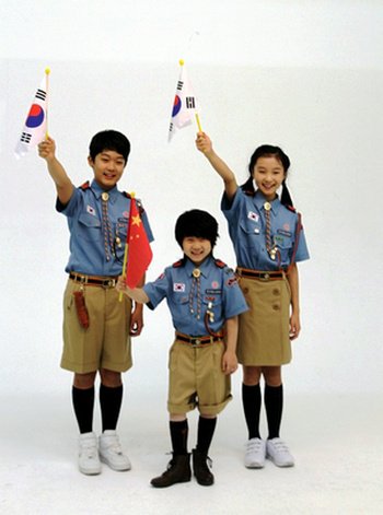 小宝王一鸣赴韩国学习 被冠最小文化交流大使