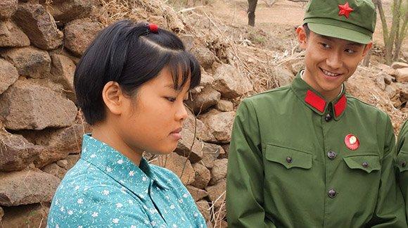 电视黄金档:关晓彤不当闺女