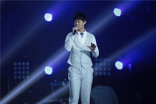 众星云集《完美星开幕》 王思远被赞帅过林志颖