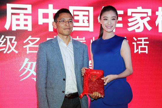 《匆匆》过五亿 倪妮首任“阅读大使”双喜临门