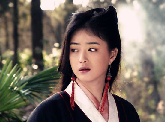 《裂变》蒋欣演绎姐弟恋 难逃"女追男"怪圈