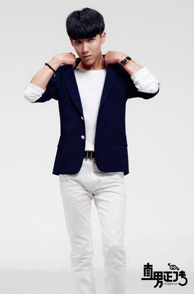 《直男正传》将播 呆萌男与富二代爆笑同居生