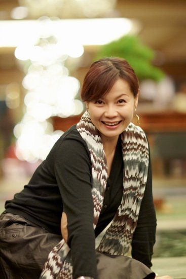  周冰倩 月底在沪开唱 曝早年产子大出血躺八个