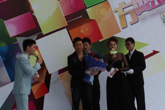 罗中旭断情之作 获第21届东方风云榜十大金曲奖