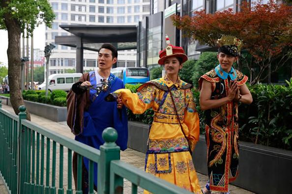 《精彩好生活》汪东城扮甄嬛 严屹宽当孩子王