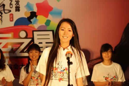 追风大运之星申城受追捧 林志玲替身惊艳角逐