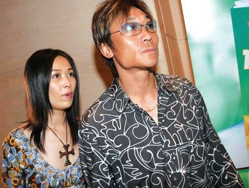 那英发飙怒斥《中国好声音》 揭那英与高峰情