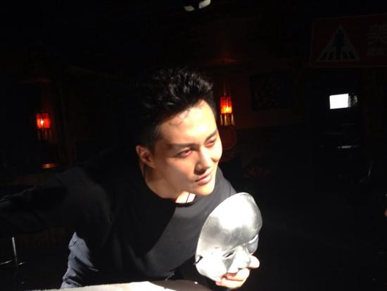 《诡替身》热映 李承峰与角色融为一体难出戏