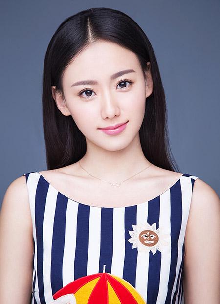 《进击吧闪电》开机 李嘉雯颠覆出演击剑手