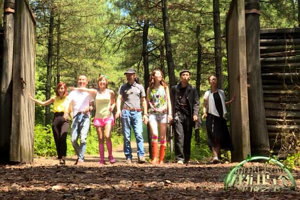 《 我们15个 》日播版首播 网友:真实如纪录片_