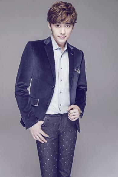  李易峰 确定加盟湖南 跨年  《古剑》剧组再聚首