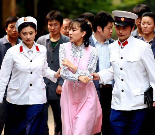 《厂花》顺利关机 马苏姜武演绎女性情感大戏