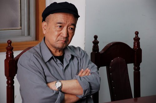 《丑角爸爸》近期开播 李保田自降身价引热议