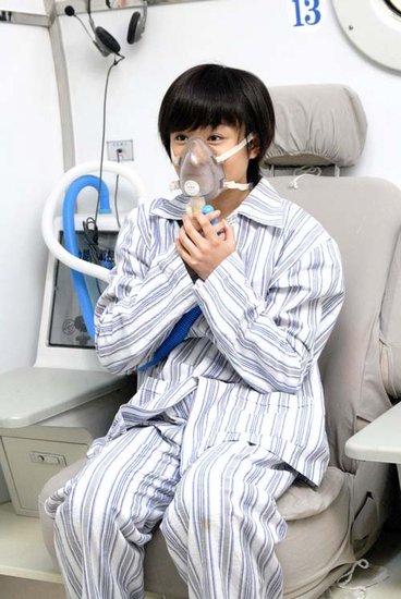 霍泥芳加盟《幸福生活》 演智障妹妹险人格分