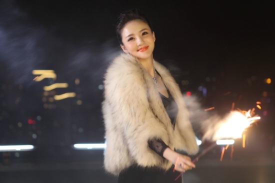 刘雨欣将携新片《美人邦》出席上海电影节