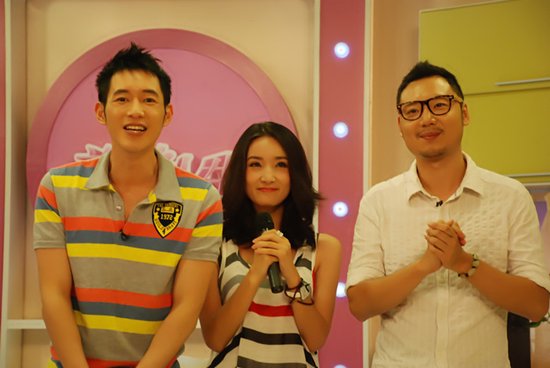 王妍苏受邀参加美食节目 秀厨艺被赞为女神