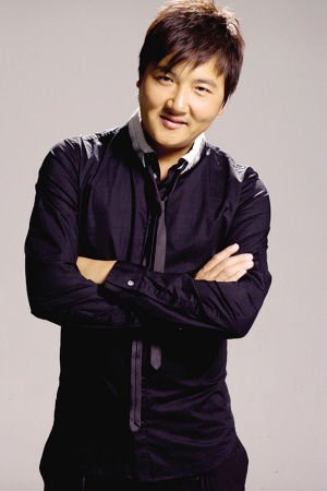  孙楠 自评《 声动亚洲 》:初当评委不够圆滑_大