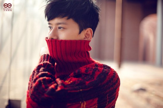 张杰翻唱辑主打歌《天空》首发 携手李泉打造