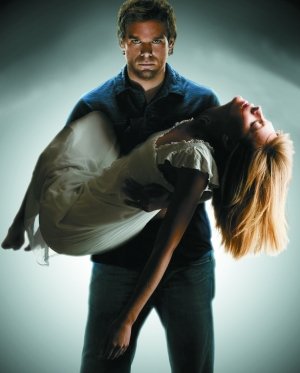 《嗜血法医》:黑夜杀手别致生活