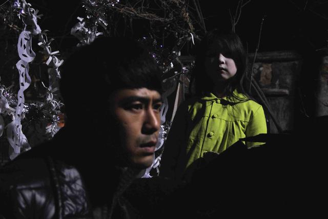 陈亦飞《封门村》与女鬼捉迷藏 屡遭冤魂索命
