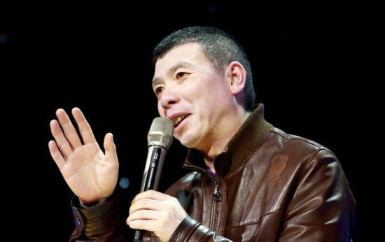 中国有嘻哈总导演_春晚总导演收入(2)