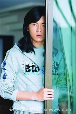 郑元畅服役照帅气逼人 看花美男成长历程[组图