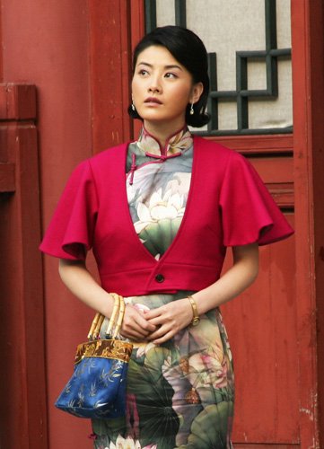 《战火<em>四</em>千金》收视攀升 贺丹丹演绎虐心<em>姐妹</em>