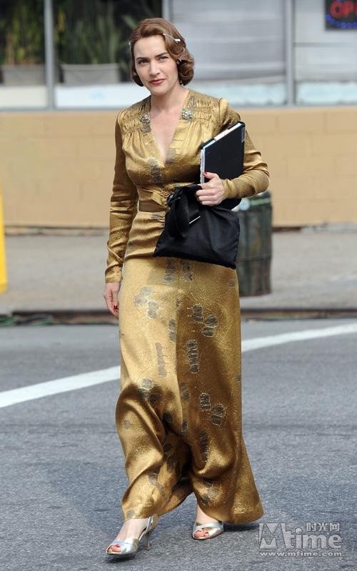 《欲海情魔》拍摄中 蕾切尔携曼森片场秀恩爱_娱乐_腾讯网