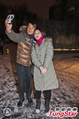 杨千北京浪漫过纪念日 与丁子高摸黑庆棉婚