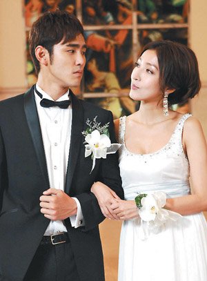 盘点电视荧屏“剩女” N招助其快速“脱光”