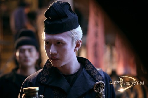 <em>邓超</em>凭《狄仁杰》成银幕新宠 <em>白发</em>神探或成经