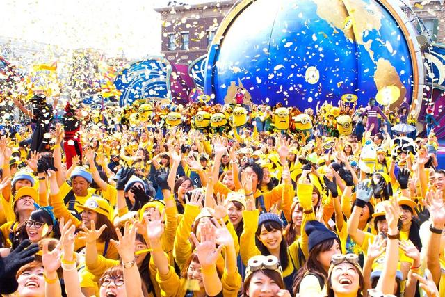 大阪USJ举办小黄人派对 萌物盛宴
