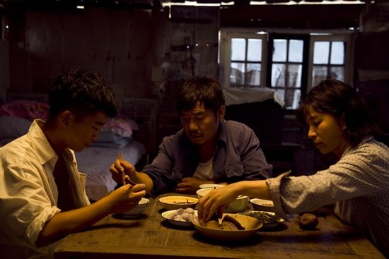 《温州一家人》收视高开高走 小人物博得观众心