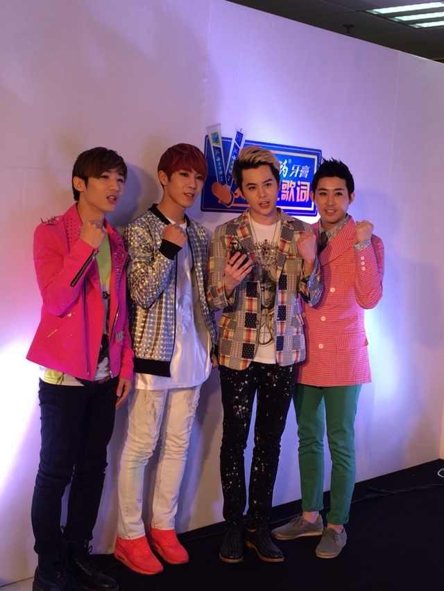 韩团Notice录综艺人气爆棚 经典老歌全新翻唱