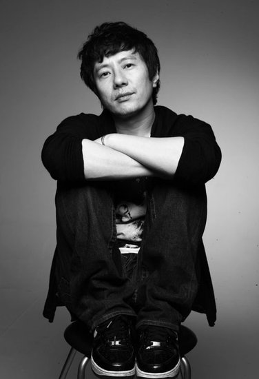 郑钧加盟《中国最强音》：评选有真情实感歌手