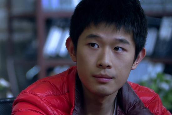 《暗黑者》宿丹角色升华 “入戏太深”险遭玩坏