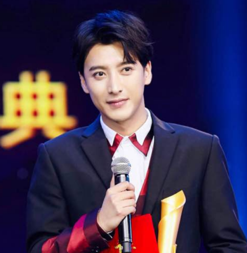 青年电影展网大盛典闭幕 应昊茗获最佳男演员