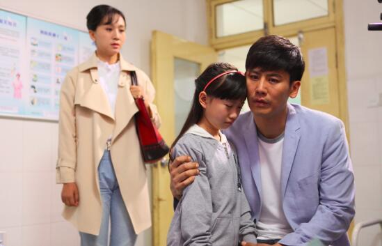 电视剧《咱家》热播 吴越李嘉淇上演亲亲母女档