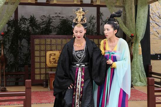 《<em>女人天下</em>》汇集众星 惠英红刘庭羽成忘年之