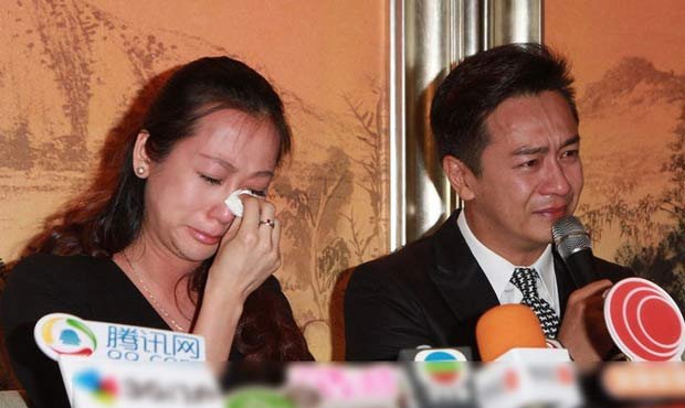  陈浩明 携妻公开道歉泪洒当场_2579146660_新