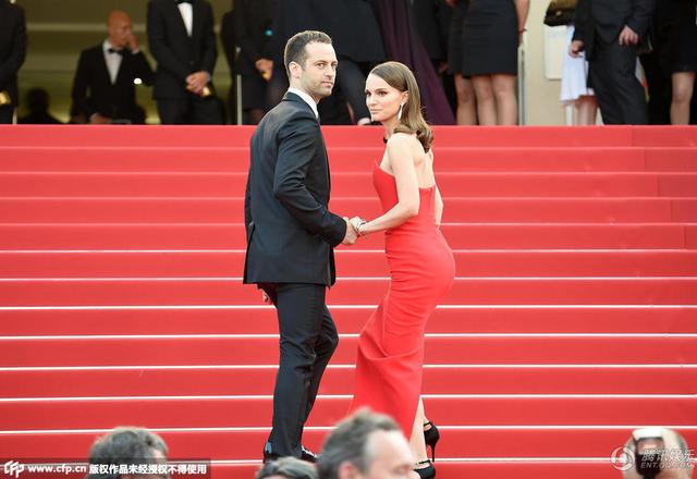 传戛纳电影节规定女性未穿高跟鞋不能参与