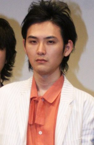 松田龙平首次接拍主演《同期》 饰演热血刑警