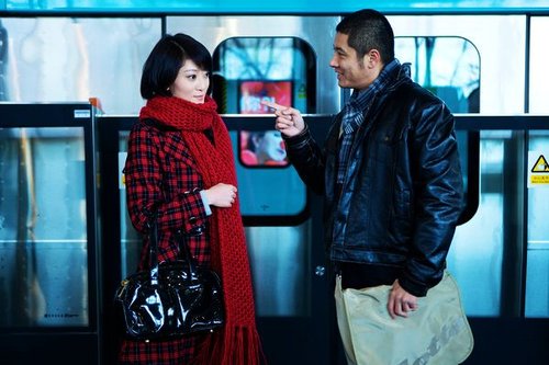 李婳出演《婚姻保卫战》 知性秘书PK强势老板