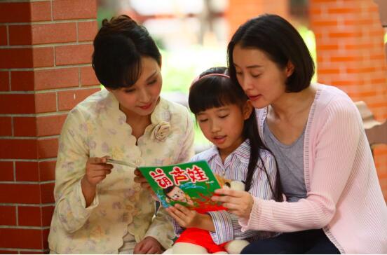 电视剧《咱家》热播 吴越李嘉淇上演亲亲母女档