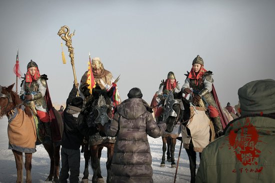 《<em>杨门女将</em>》曝首款花絮 <em>郑佩佩</em>戏里戏外皆楷