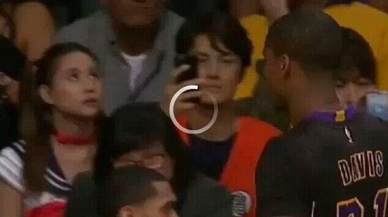 赌王女儿看NBA扮<em>美少女战士</em> 男友吴克群成悟