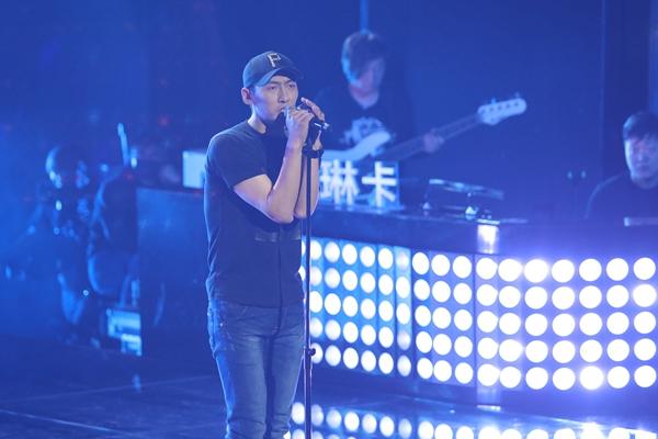 《新好声音》刘文天成人气王 最好年华献给摇滚